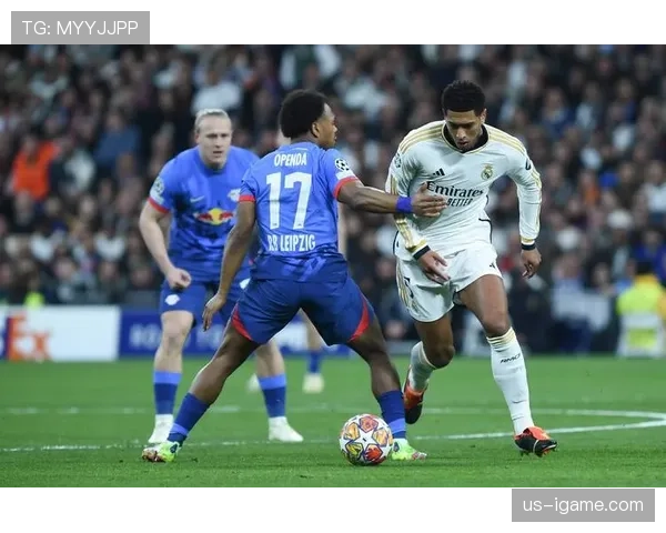 皇马锋线火力全开，状态回暖创赛季最佳表现