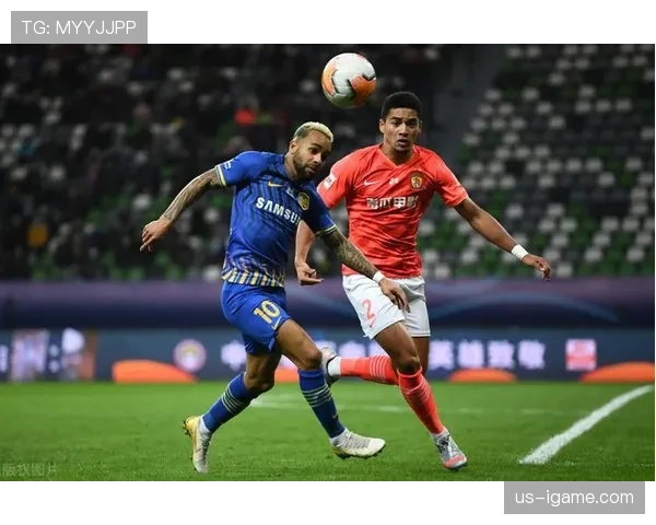 杨威家大院能开个小型健身房了？这日常真和他比赛时判若两人啊