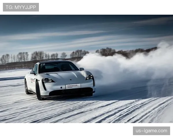 陶菲克当年赢球后直接去提了辆保时捷，教练还在场边数奖金